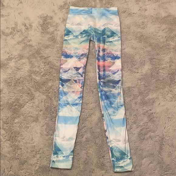 No Boundaries Pants - NO BOUNDARIES leggings